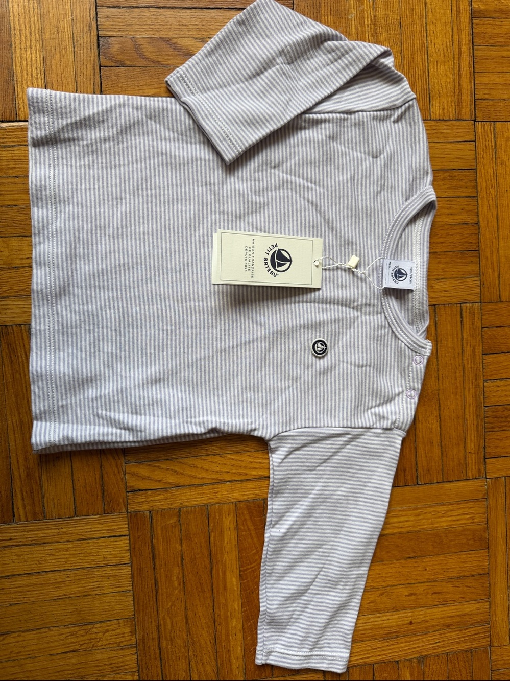 Girls Petit Bateau long sleeve shirt new with tags 12 months